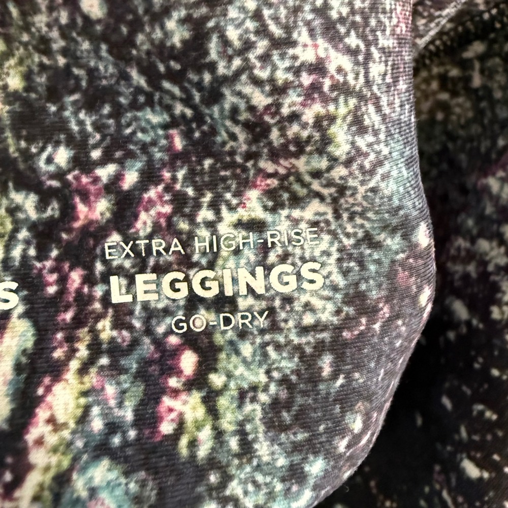 Old Navy Active PowerSoft Extra High Rise Leggings Print Size S‎ - Picture 5 of 7